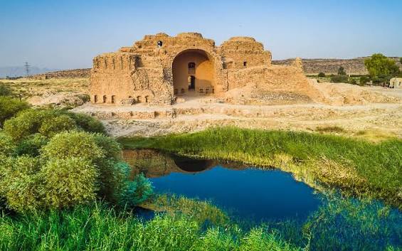 کاخ اردشیر بابکان فیروزآباد مرمت میشود.