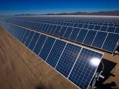 نیروگاه انرژی خورشیدی فیروزآباد اشتغال آفرین میشود.