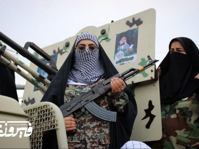 رژه مسلحانه دختران جانفدای فیروزآباد برگزار شد