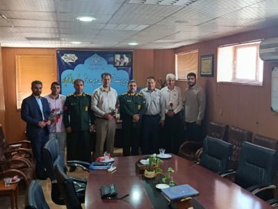 دیدار فرمانده سپاه وهمراهان با ریاست آموزش وپرورش همزمان با روز معلم